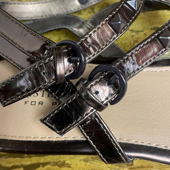 Christian Siriano Payless Rock Stud Metallic Thong Double Strap Sandals Sz 7.5 - Picture 3 of 7